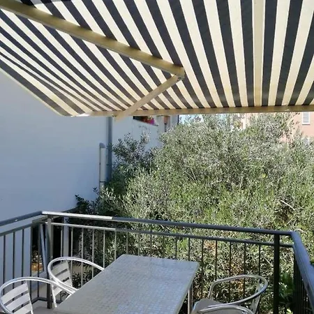 In With Balcony, Air Conditioning, Wifi 5146-7 Apartment Duce