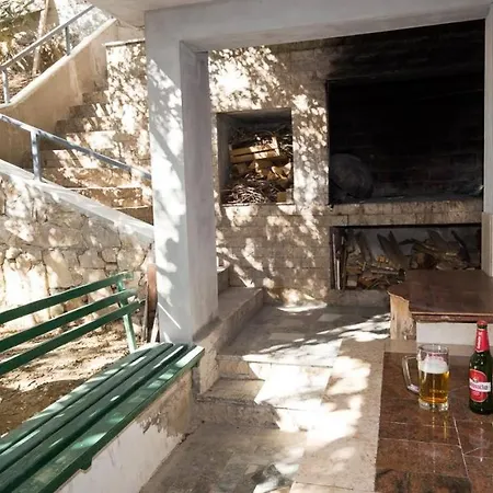 Apartment In With Balcony, Air Conditioning, Wifi 5146-7 *