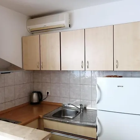 In With Balcony, Air Conditioning, Wifi 5146-7